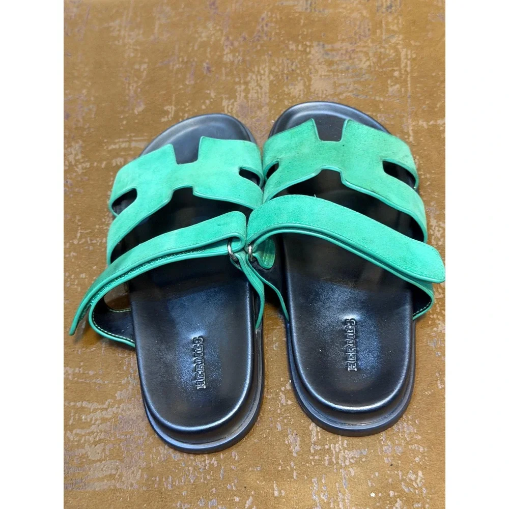 Hermes Chypre Sandals Green Suede Leather H Strap Slides Made in Italy